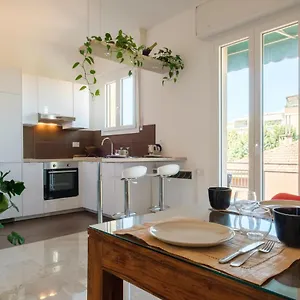 Fabula 3 With Private Bathroom Bed & Breakfast Bologna