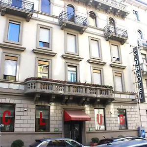 Club 3*, Milano İtalya
