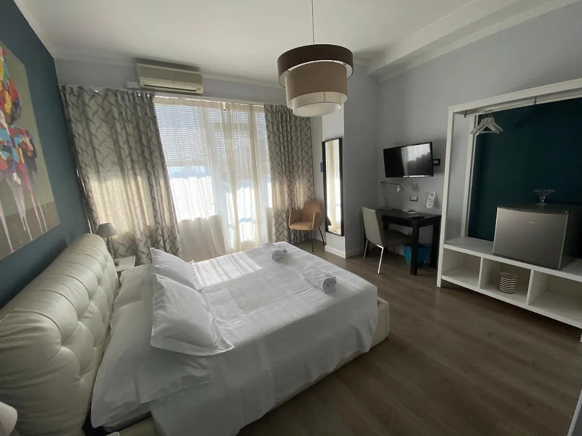 Corso Italia Rooms Milano İtalya